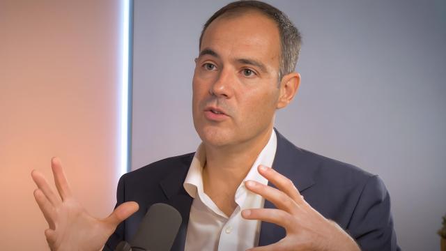 Xavier Brun avisa sobre los beneficios de invertir.