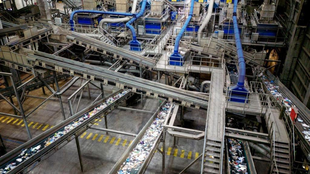 Planta clasificadora de materiales. Sogama