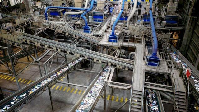 Planta clasificadora de materiales. Sogama