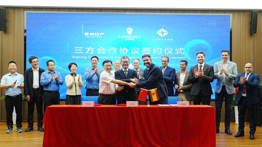 Firma del acuerdo de colaboración entre Santana Motors, Zhengzhou Nissan y Anhui Coronet