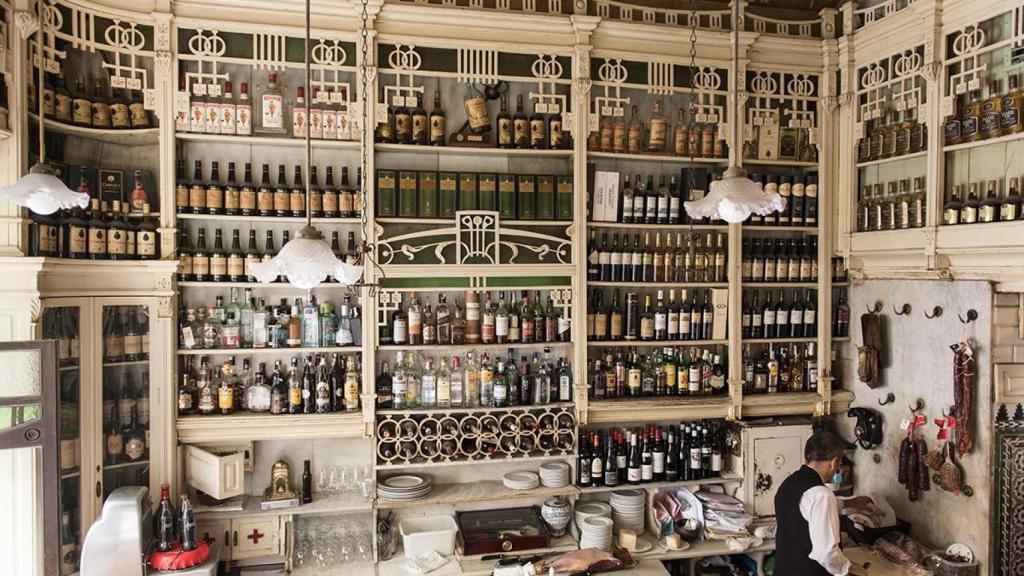 El bar más antiguo de Sevilla donde disfrutar de su tapa de garbanzos más emblemática durante la Feria de Abril