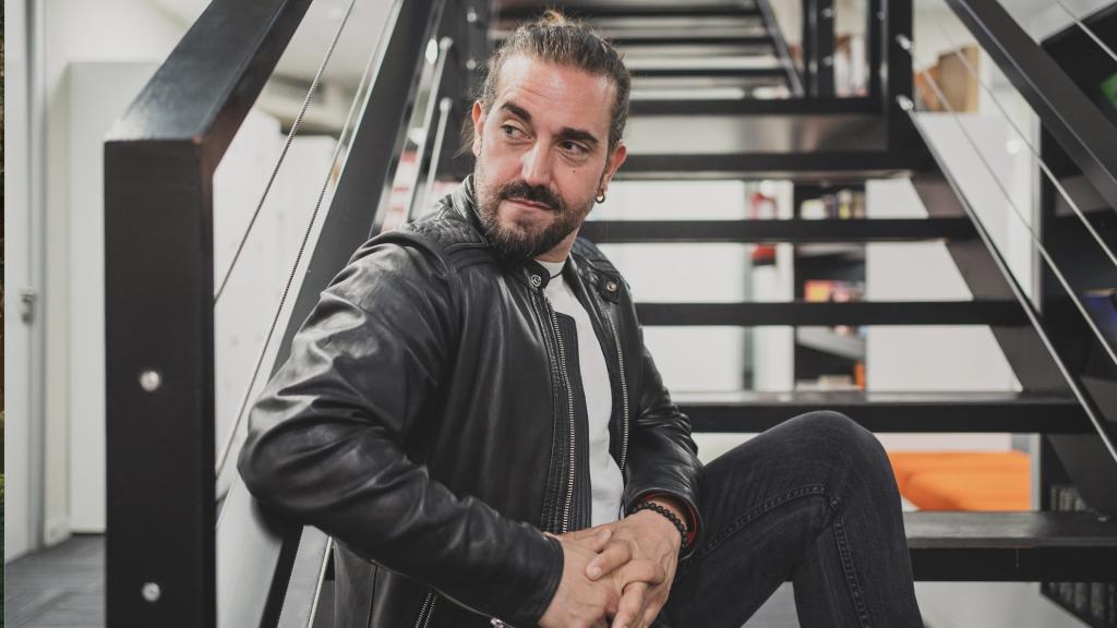 Andrés Suárez acaba de publicar su último libro para ahondar en el secreto de sus canciones.