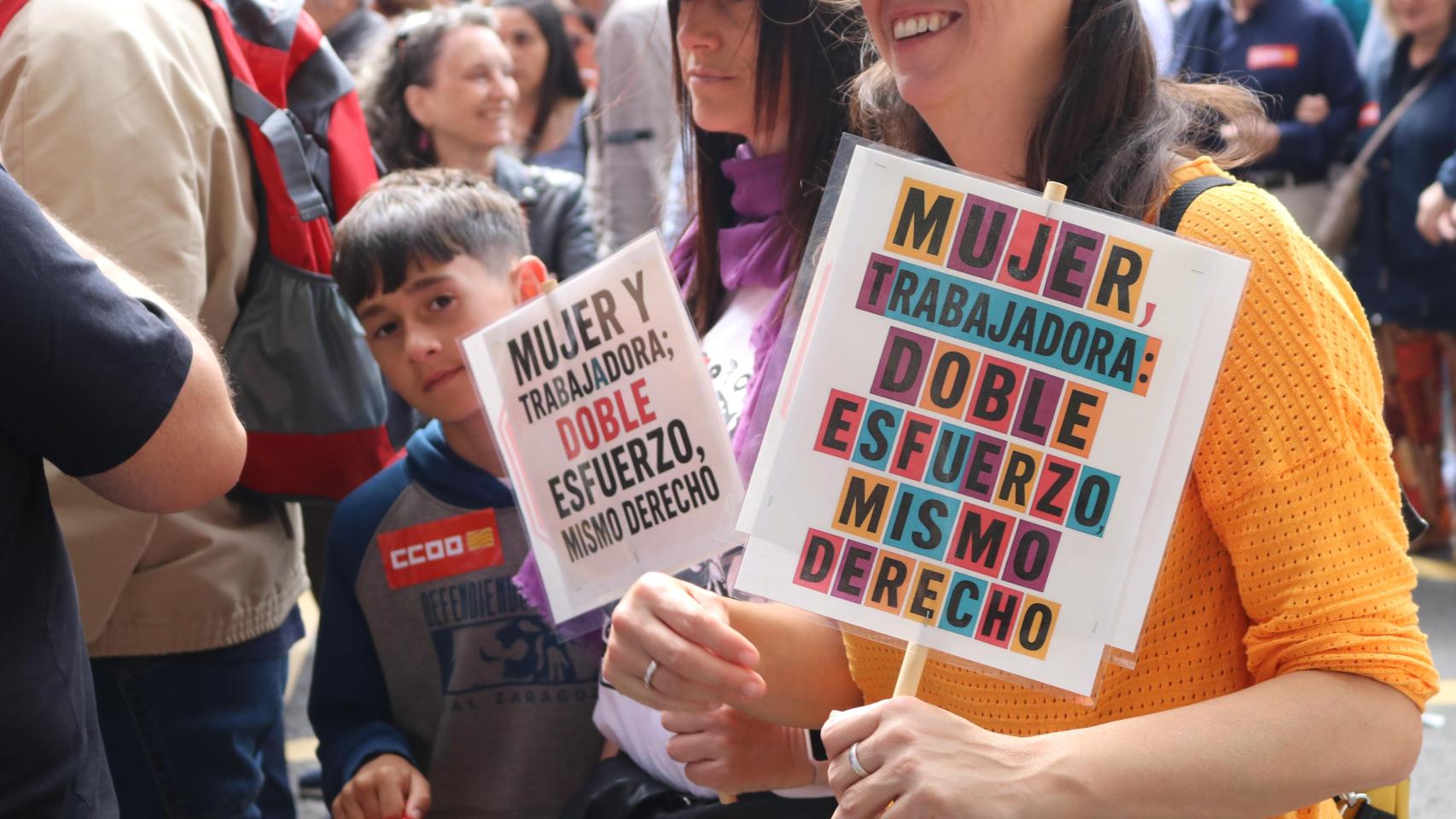 Manifestación de UGT y CCOO en Zaragoza