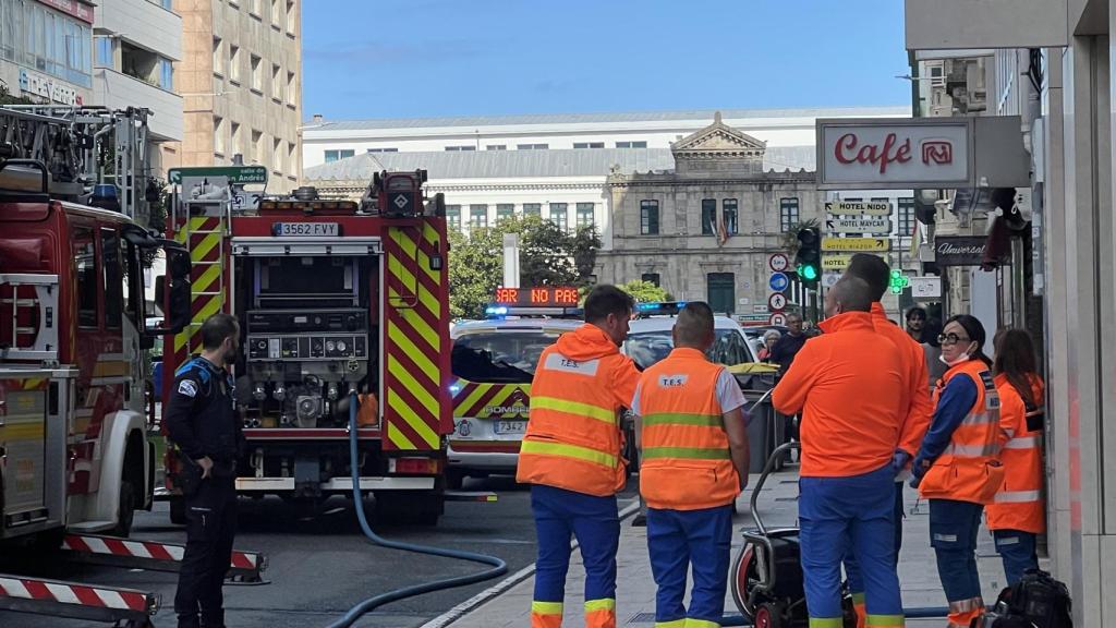 Bomberos, Policia Local y 061 atendieron la urgencia.