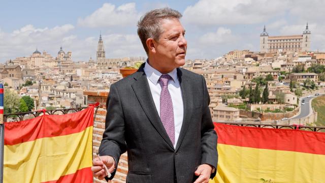 Emiliano García-Page en la Romería del Valle de Toledo. Foto: Javier Longobardo.