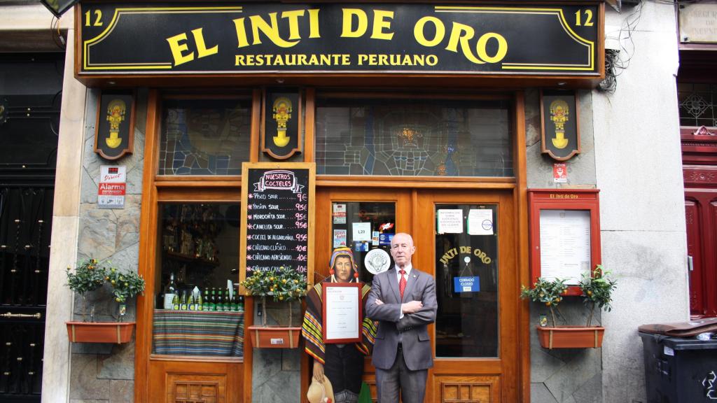 León Carrillo en El Inti de Oro.