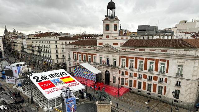 La Puerta del Sol en el ensayo general de este jueves por el acto del Dos de Mayo.