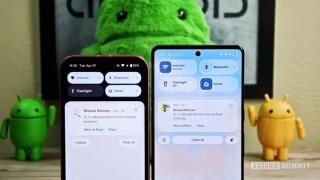 Android 16 (derecha)