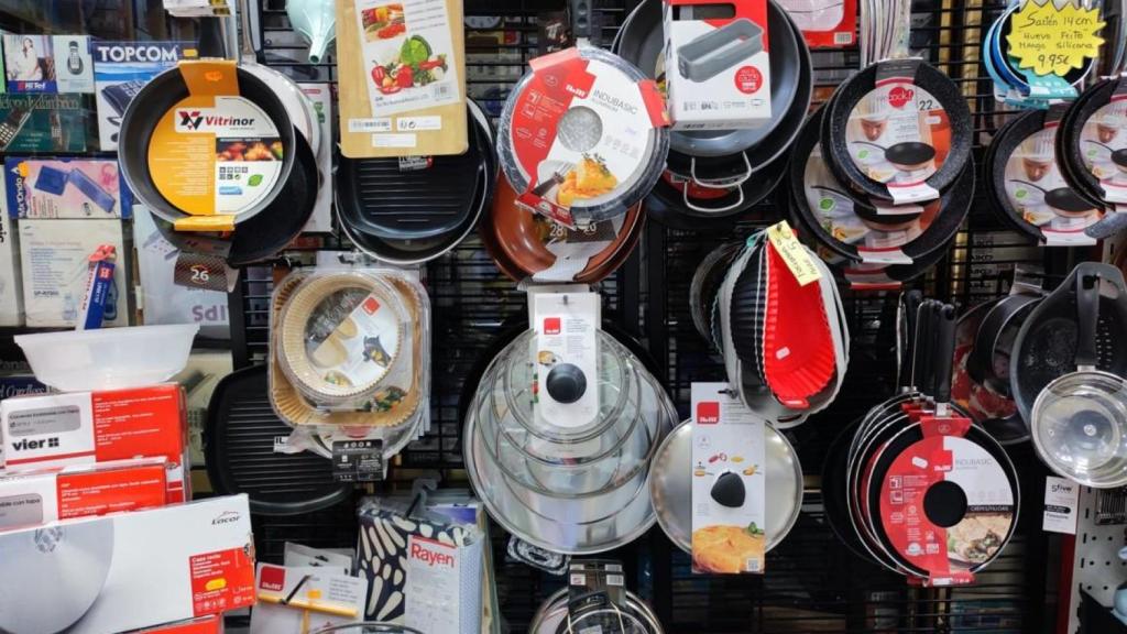 Menaje de cocina en Puerto Libre.