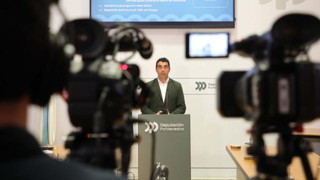 Luis López en rueda de prensa