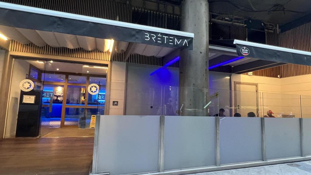 Fachada del Brétema, que no pudo abrir.