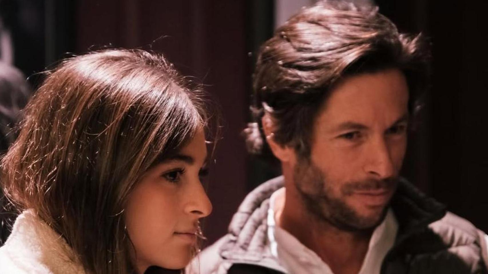 Canales Rivera y su hija, Carmela.