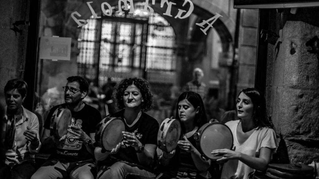 Foliada en A Gramola.