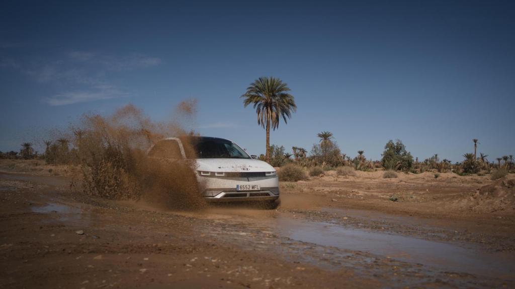 Coche eléctrico cedido por Hyudai.
