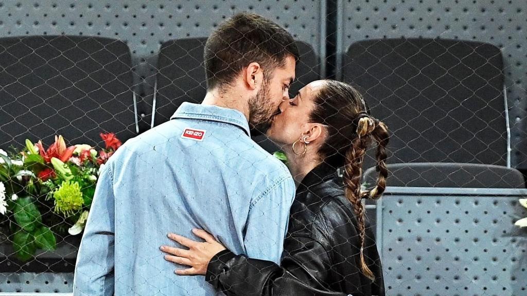 David Broncano y Silvia Alonso, una relación consolidada que florece en público.