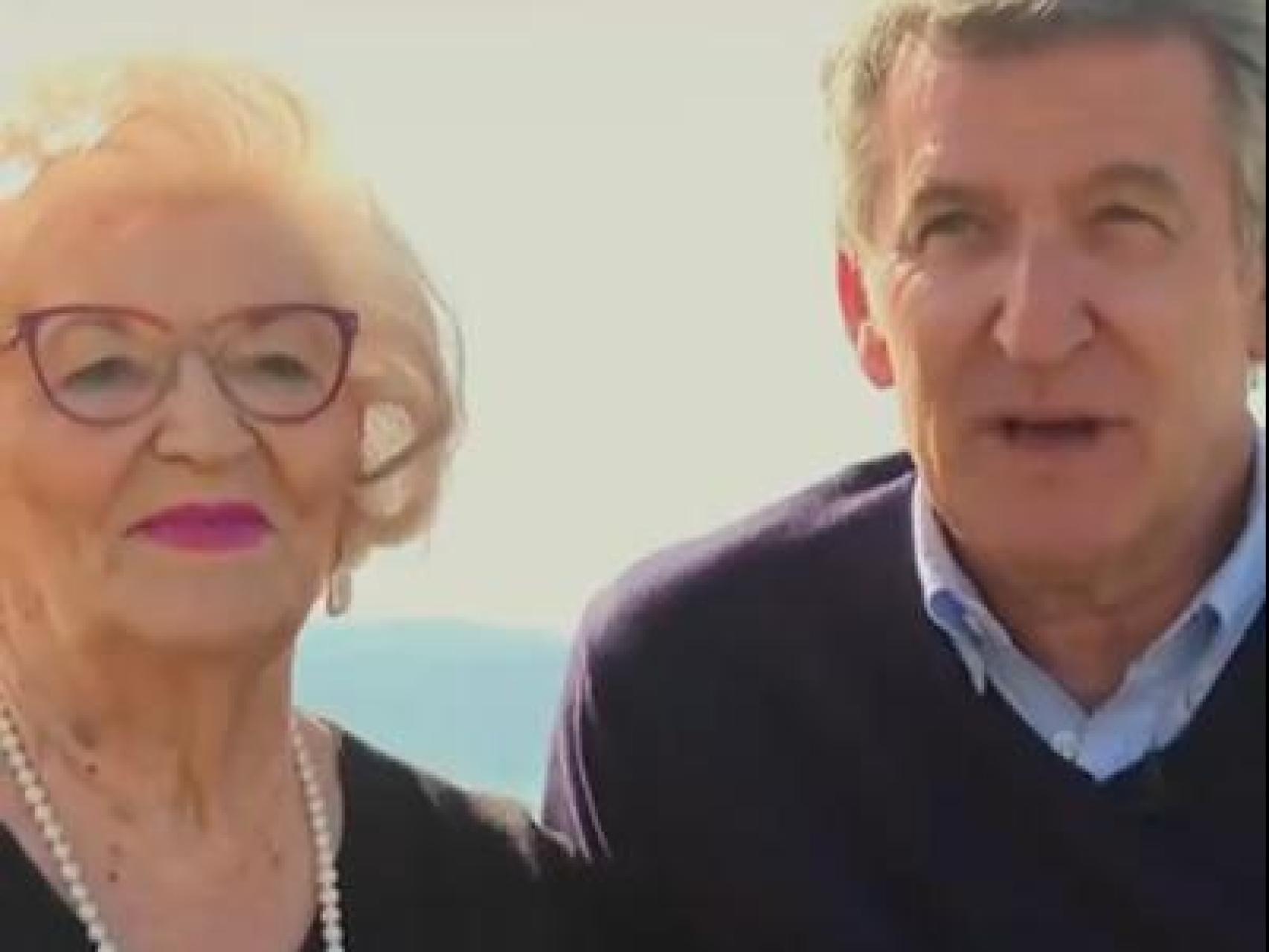 Alberto Núñez Feijóo junto a su madre, Sira, en un vídeo difundido este dimingo en las redes sociales.