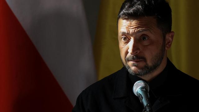 Zelenski asiste a una conferencia de prensa con el presidente checo, Petr Pavel, en Praga.