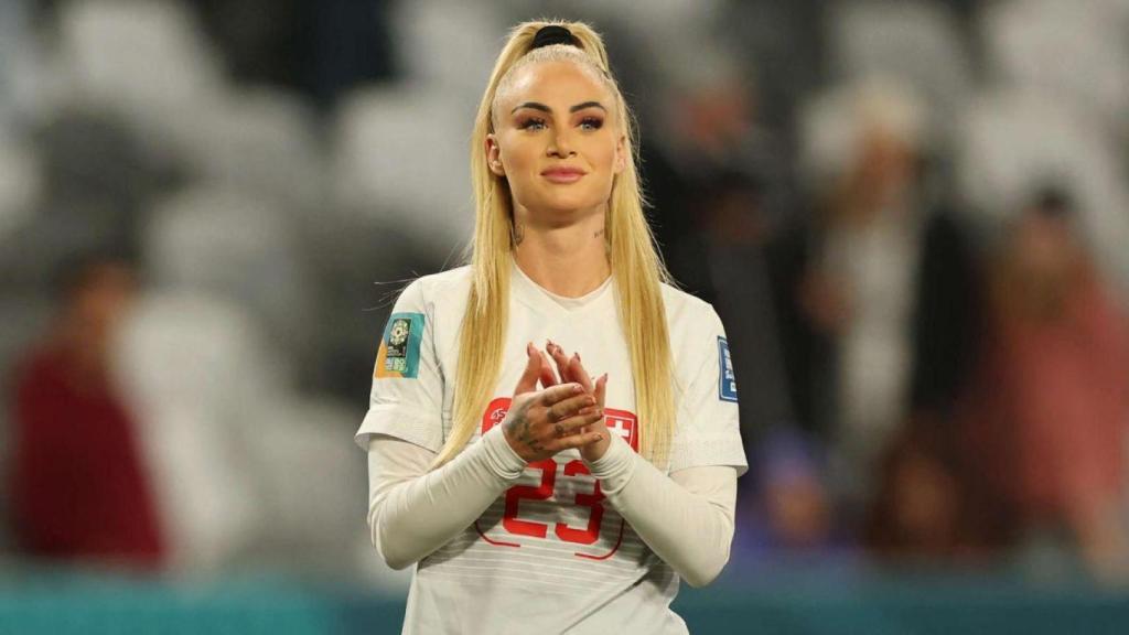 Alisha Lehmann, durante un partido con la selección de Suiza
