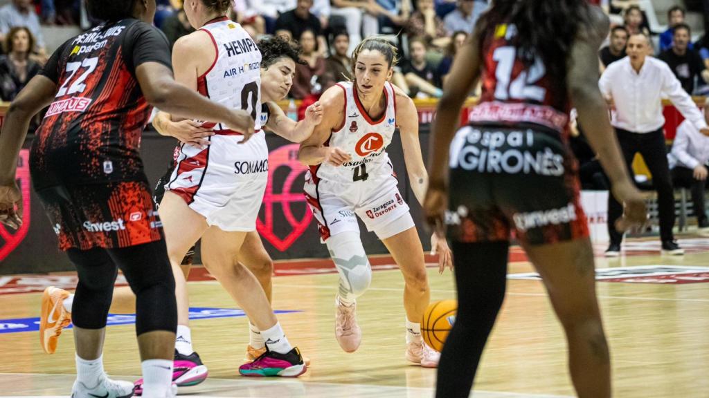 Mariona Ortiz ante Girona.