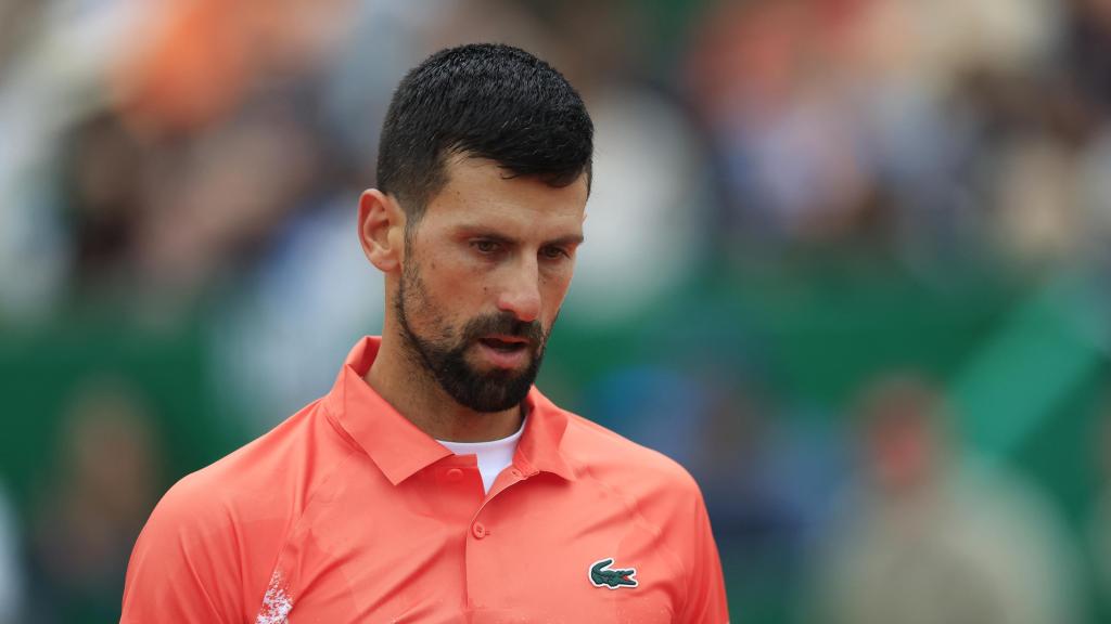 Djokovic durante el partido de la primera ronda de Montecarlo ante Alejandro Tabilo.