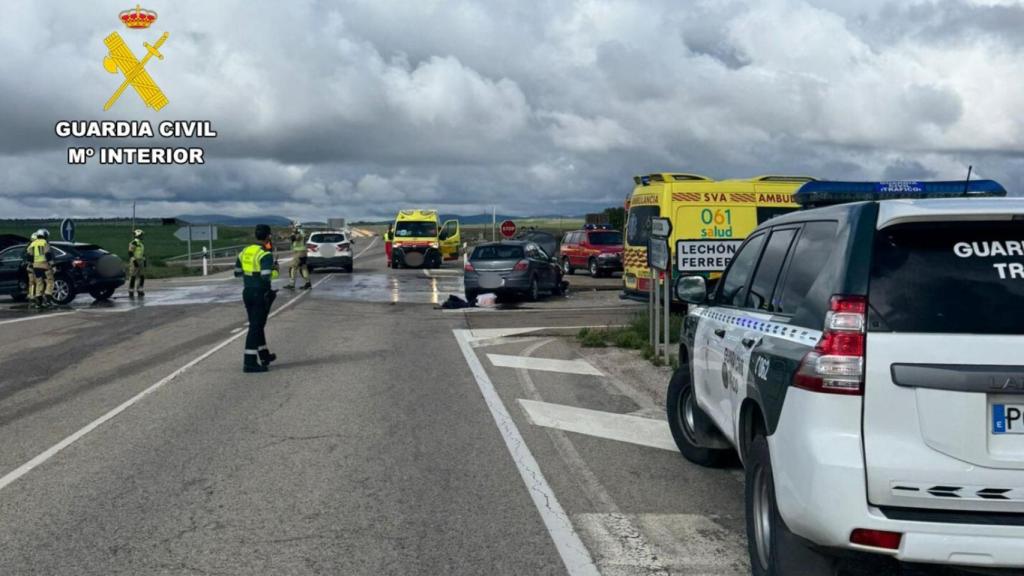 Siniestro vial en A-1506, km 8, término municipal de Nombrevilla