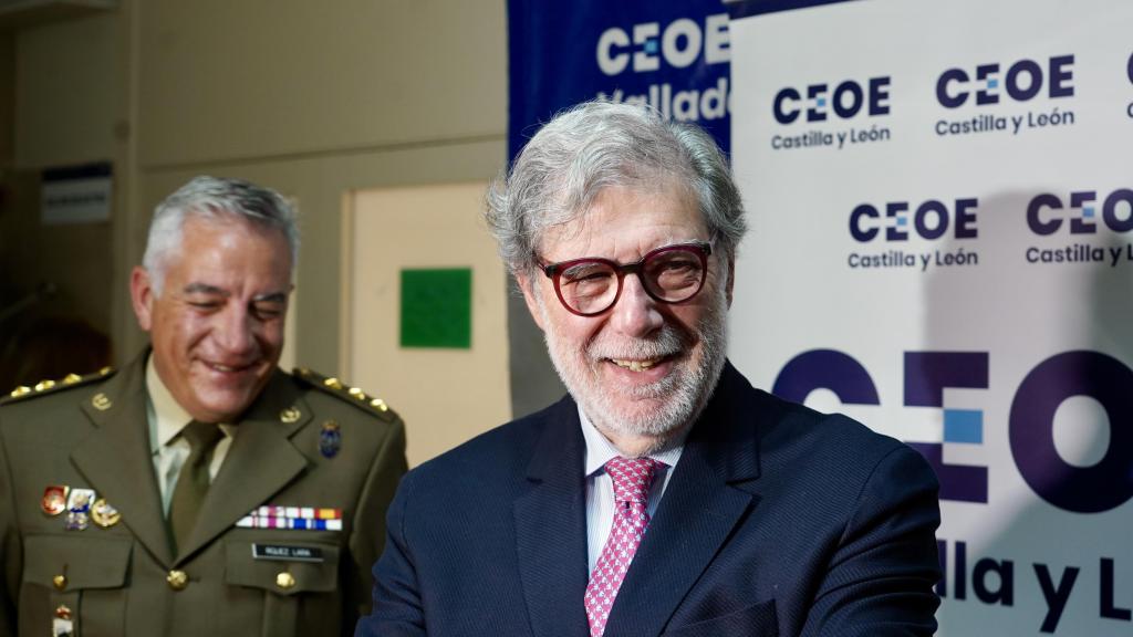 El presidente de la CEOE en Castilla y León, Santiago Aparicio, antes de participar en las jornadas de este lunes en Valladolid