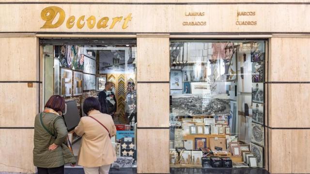 La tienda de enmarcado Decoart recibirá la ayuda del Consorcio para su rehabilitación.