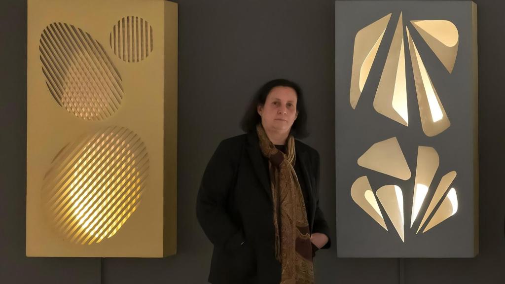 Pilar Tébar en la inauguración de la exposición a Sempere en el Institut Valencià d'Art Modern.