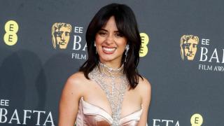 Camila Cabello, en la alfombra roja de los Premios BAFTA.