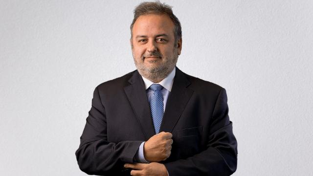 Gregorio Estévez, agente inmobiliario.