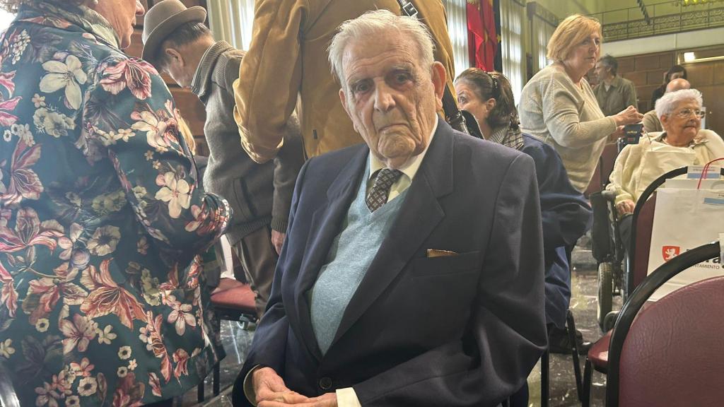 Álvaro Rodríguez, zaragozano de 100 años.