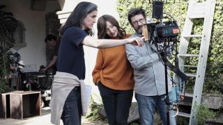 Avelina Prat, junto a Maria de Medeiros y Manolo Solo