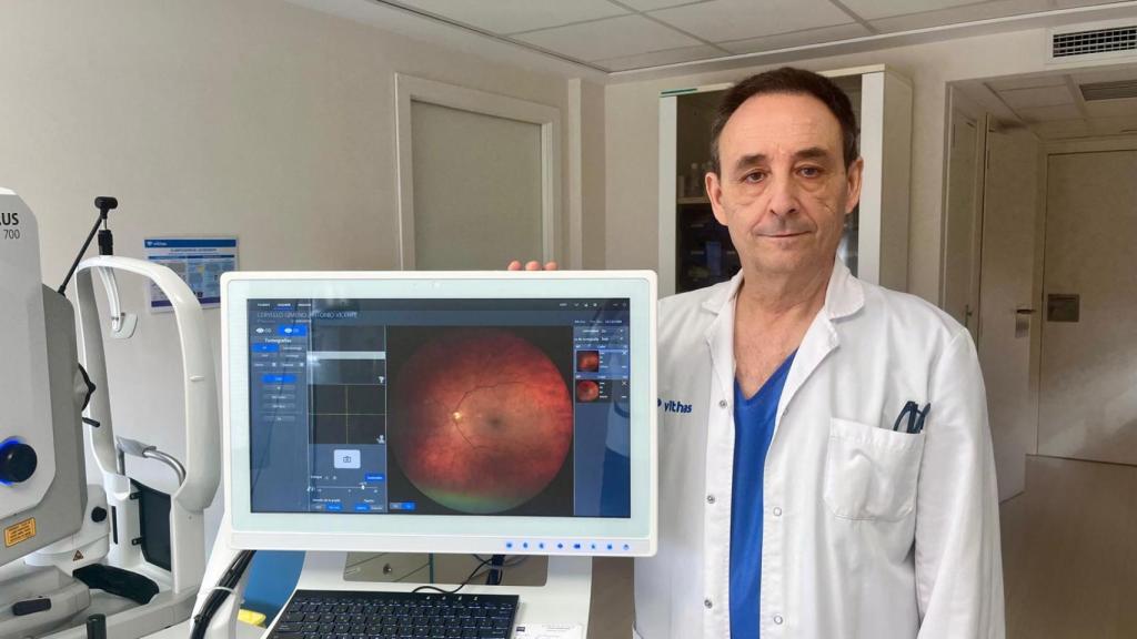 El doctor Juan Miguel Tomás Torrent, oftalmólogo.