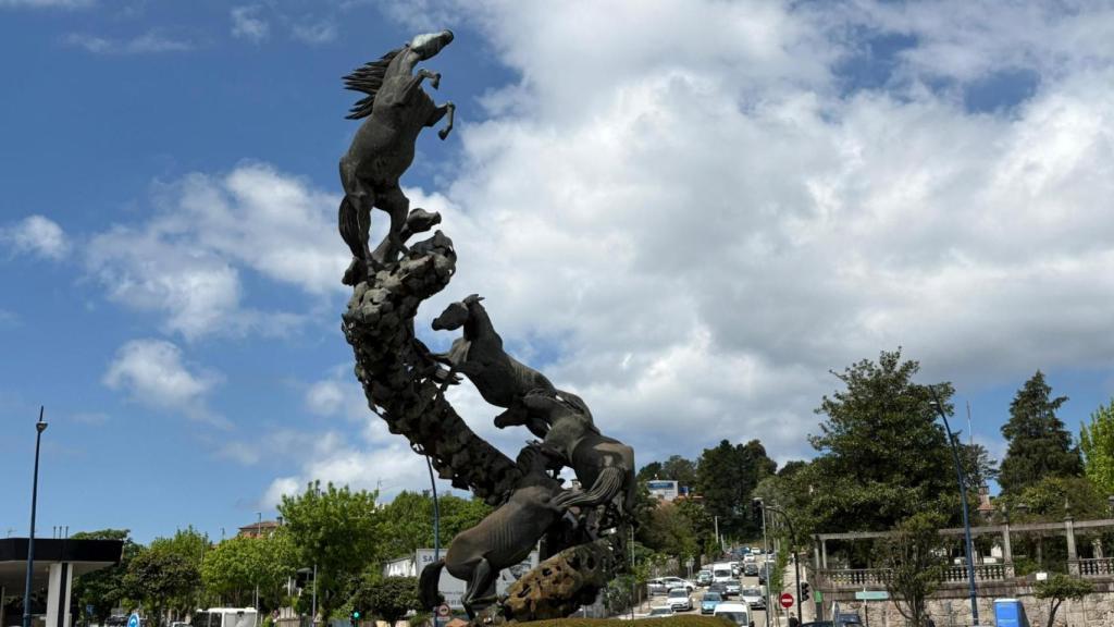 Monumento de los caballos, en la Plaza de España de Vigo.