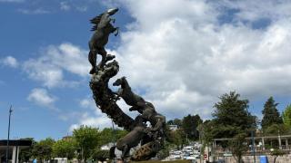 Monumento de los caballos, en la Plaza de España de Vigo.