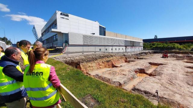 El conselleiro de Educación visita las obras del centro de Aimen en O Porriño (Pontevedra)