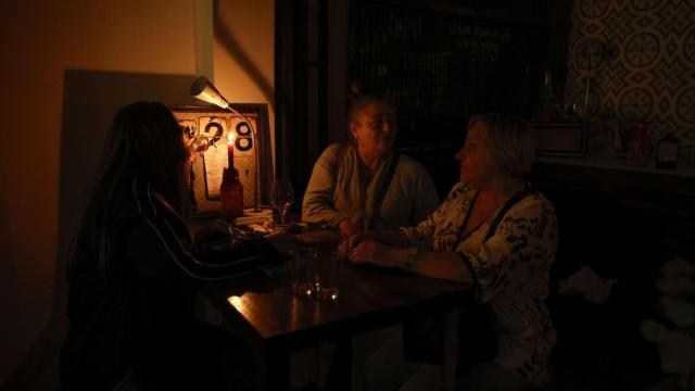 Imagen de archivo del apagón en Valencia. EFE/Biel Aliño