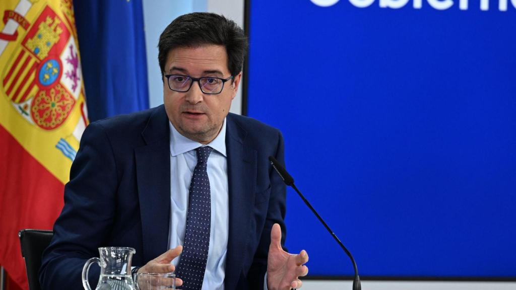 El ministro Óscar López en la comparecencia tras el Consejo de Ministros de este 6 de mayo.