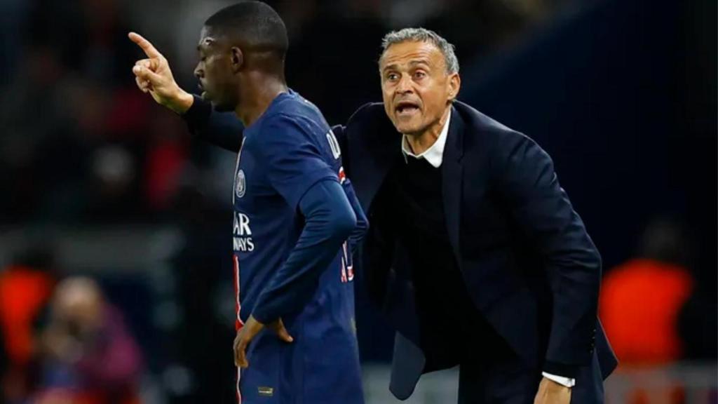 Dembélé recibe órdenes de Luis Enrique