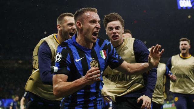 Davide Frattesi celebra el gol en la prórroga del Inter al Barça
