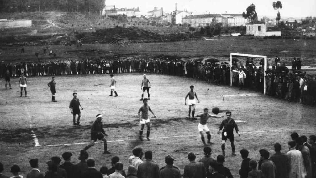 Primeros partidos disputados en el Campo de Don Mendo.