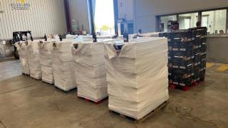 Parte de las botellas de ron intervenidas por la Guardia Civil.