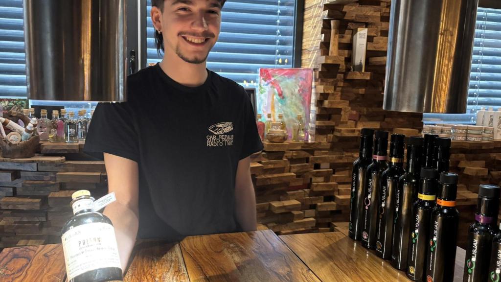 Algunos de los aceites más premiados de la familia Lisjak.