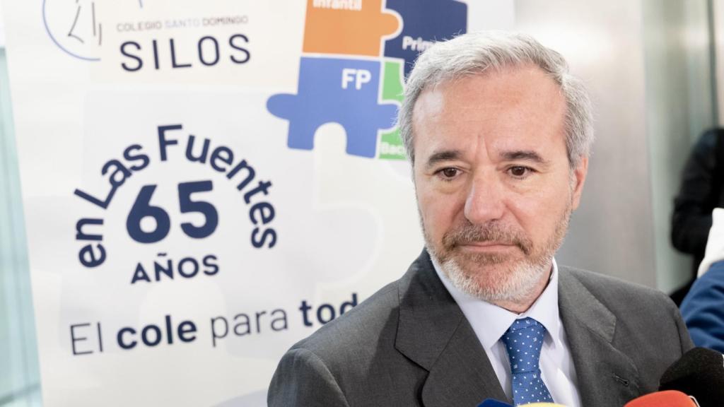 Azcón, durante la inauguración de la exposición “ExpoSILOS: 65 años formando personas”