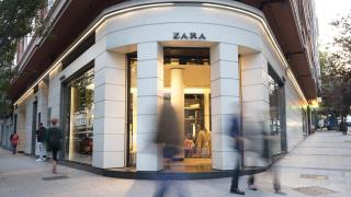 Exterior de la tienda de Zara en Juan Flórez en A Coruña.