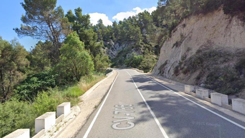 Un tramo de la CV-785 en Penàguila.