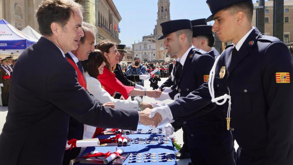 Entrega de diplomas a la vigesimocuarta promoción de la Policía Local de Zaragoza