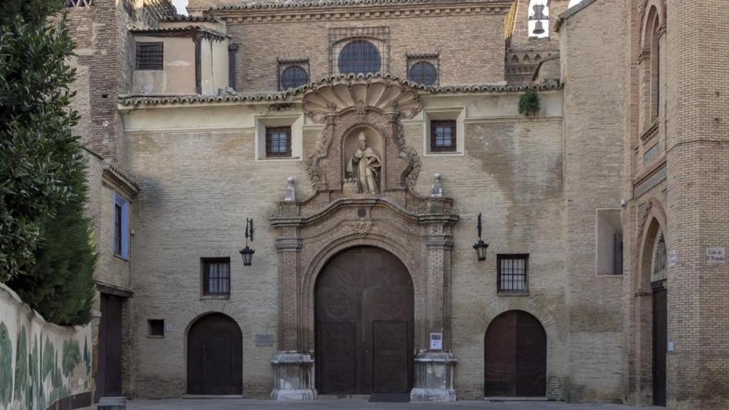 Iglesia de San Nicolas de Bari junto al Monasterio de las Canonesas, Zaragoza.