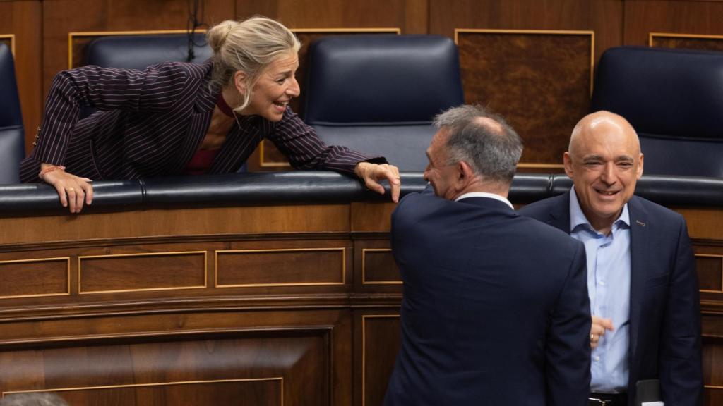 La vicepresidenta ministra de Trabajo, Yolanda Díaz; Enrique Santiago y el secretario de Estado Rafael Simancas.