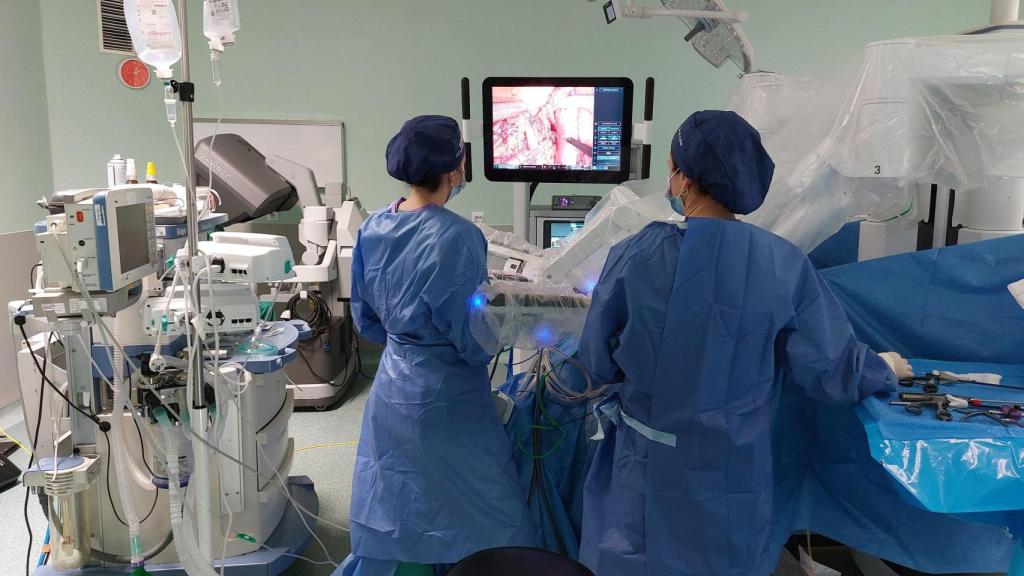 Robot Da Vinci en Viamed Montecanal